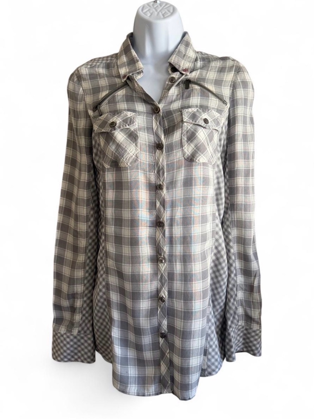 Armani Exchange Gray and Cream Plaid Button-Up